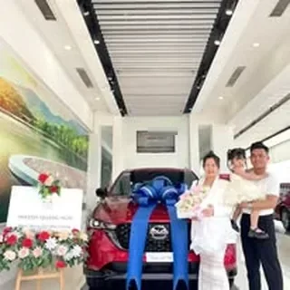 Hoạt động tư vấn và giao xe Mazda tại Quảng Ngãi 4
