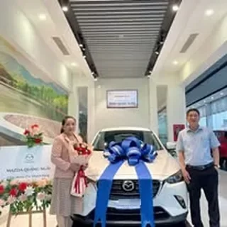 Ảnh giao xe Mazda Quảng Ngãi