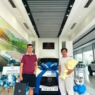 Ảnh giao xe Mazda Quảng Ngãi